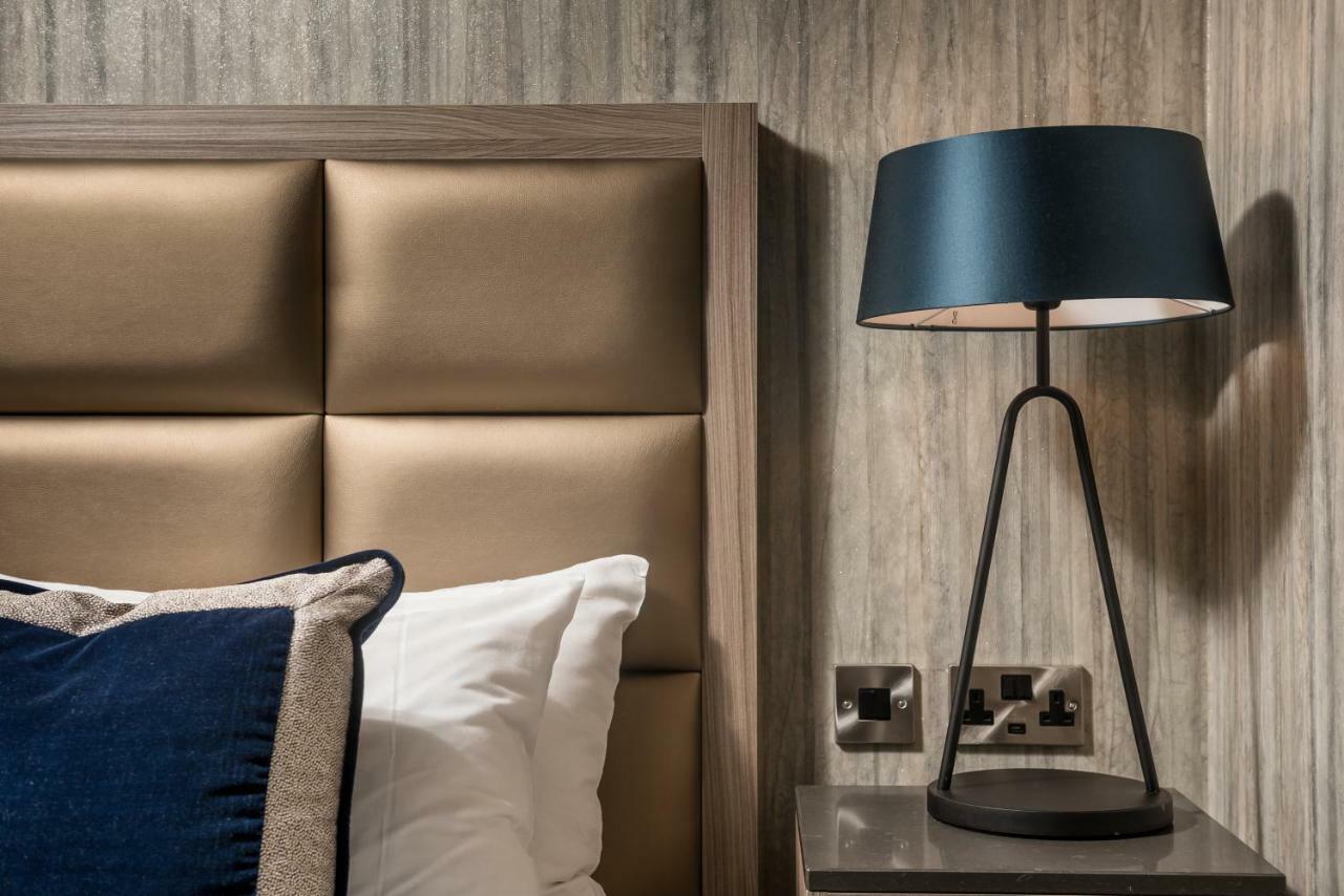 Superior Family Room,1219246798:JPEG