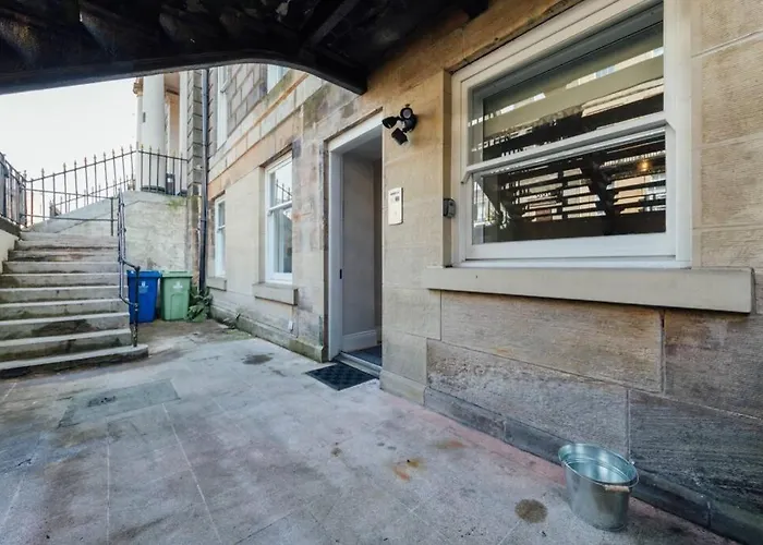 Glasgow Central Luxury Apartment